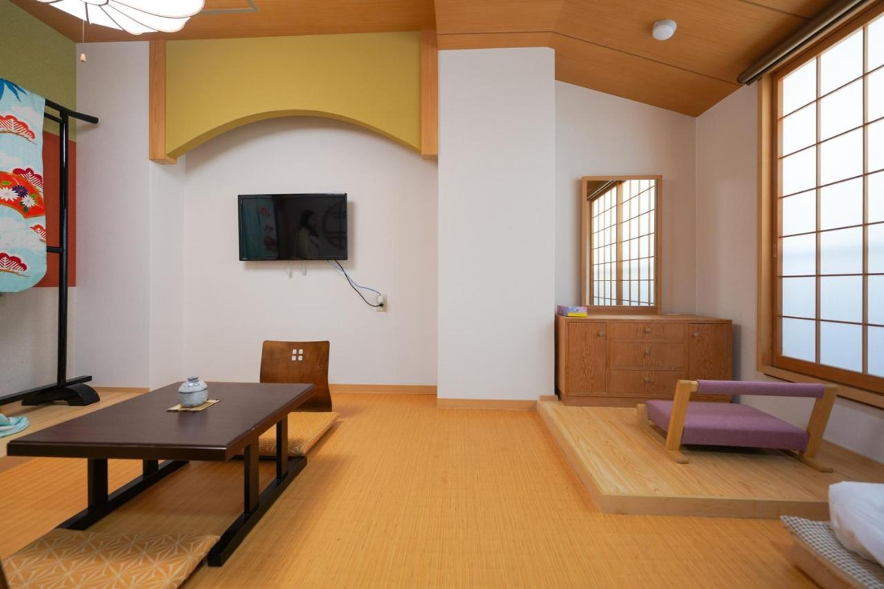 Hotel July Osaka Buitenkant foto